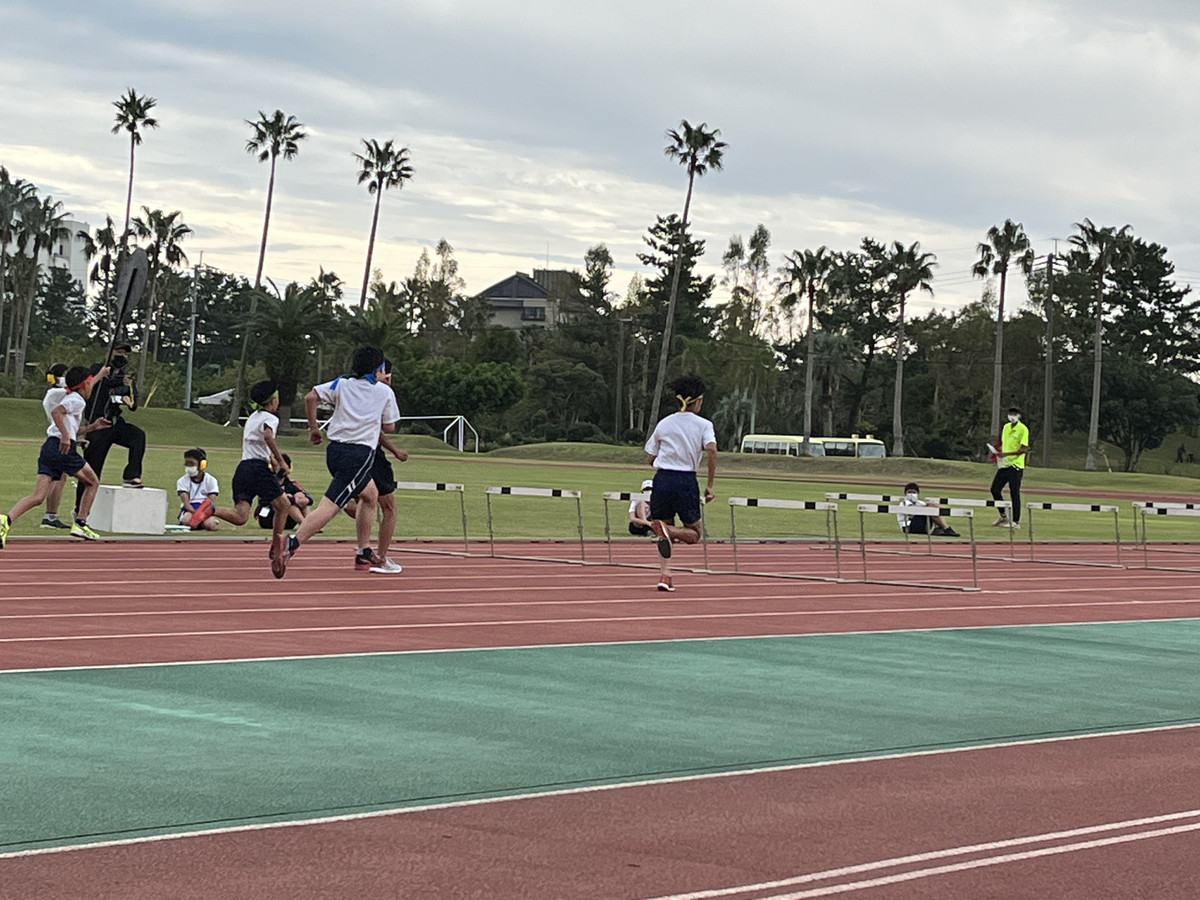 指宿市立山川小学校: 指宿市小学校陸上記録会